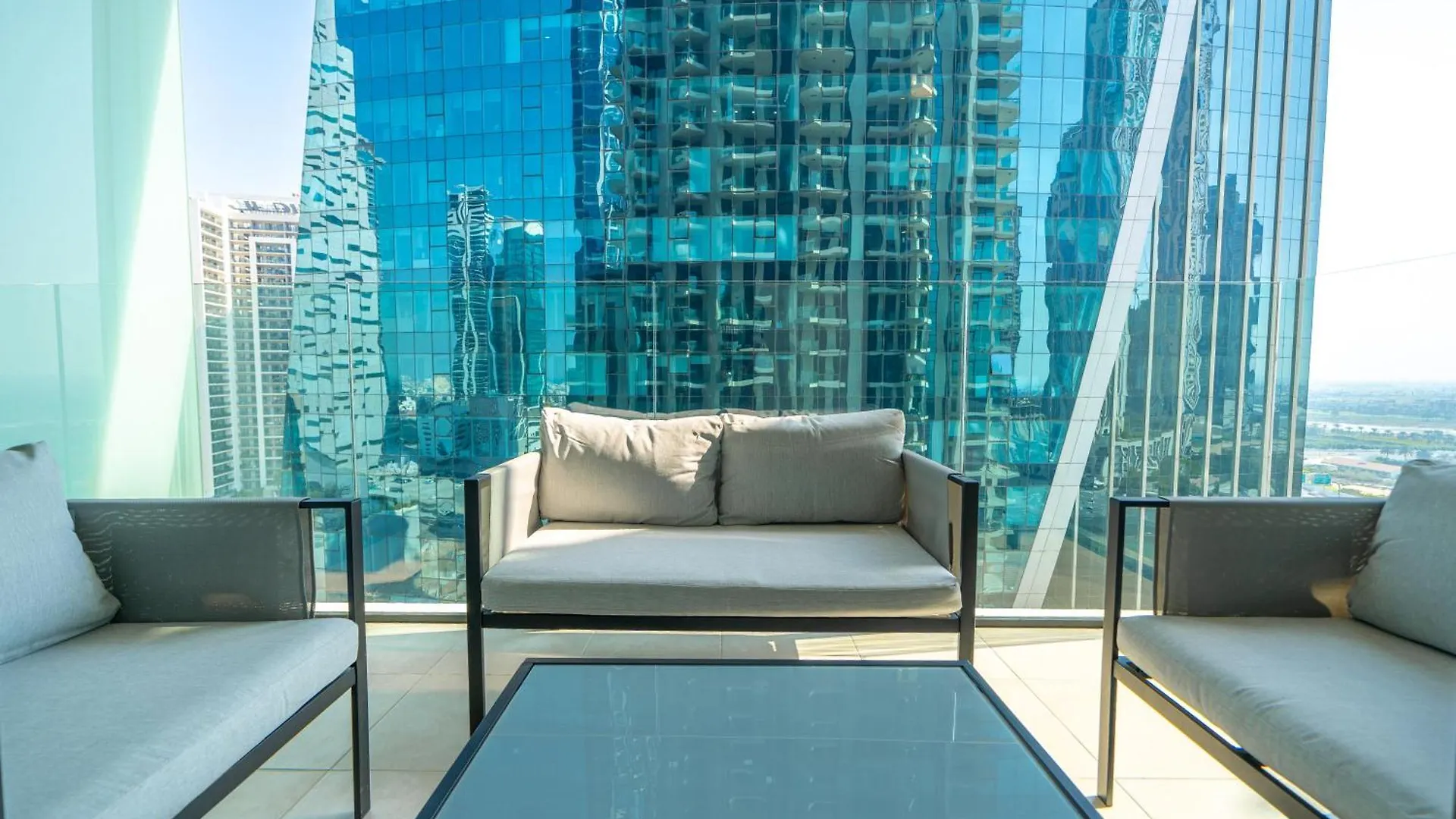 1Br Missoni Masterpiece Elegant Living With Style Apartment Dubai United Arab Emirates