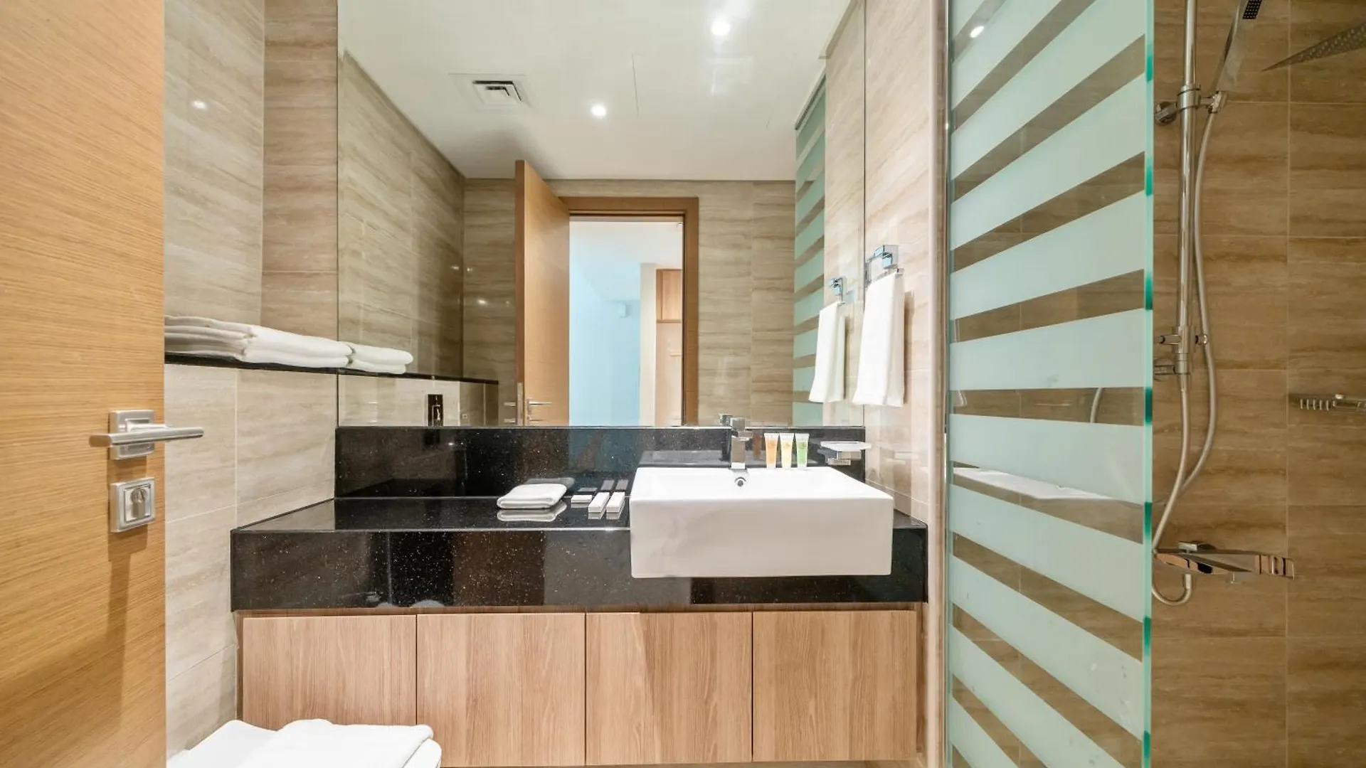 1Br Missoni Masterpiece Elegant Living With Style Apartment Dubai 0*,  United Arab Emirates